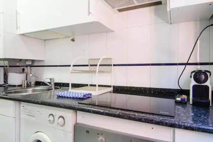 Bright & Spacious- City Center- 2Rooms-2Bathrooms Madrid Exterior foto