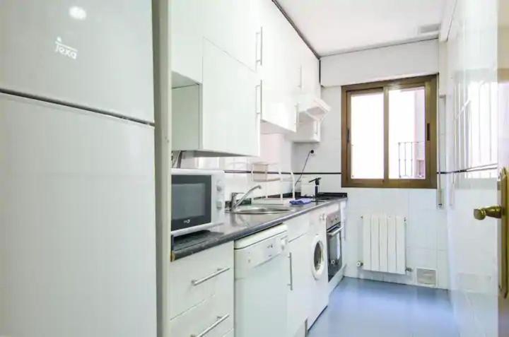 Bright & Spacious- City Center- 2Rooms-2Bathrooms Madrid Exterior foto