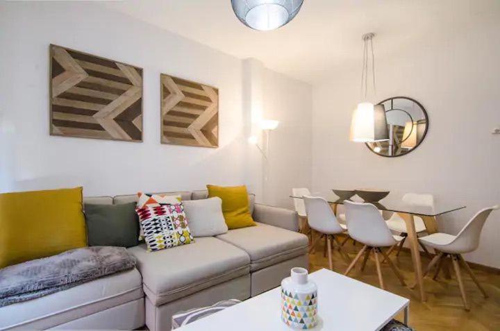 Bright & Spacious- City Center- 2Rooms-2Bathrooms Madrid Exterior foto