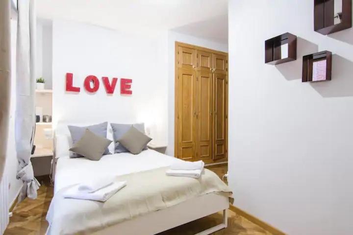 Bright & Spacious- City Center- 2Rooms-2Bathrooms Madrid Exterior foto