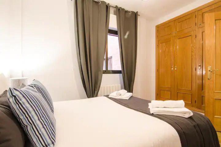 Bright & Spacious- City Center- 2Rooms-2Bathrooms Madrid Exterior foto
